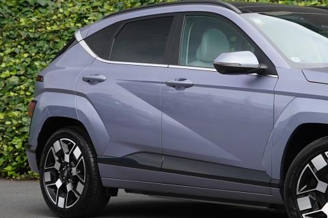 2024 Hyundai Kona Lounge 64kWh - Thumbnail