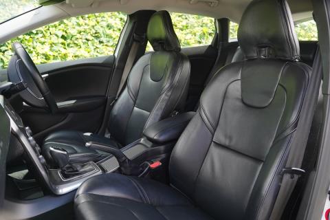 2013 Volvo V40 T4 Se - Thumbnail