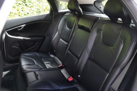 2013 Volvo V40 T4 Se - Thumbnail