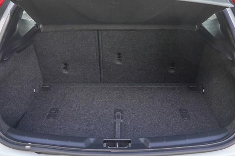 2013 Volvo V40 T4 Se - Thumbnail