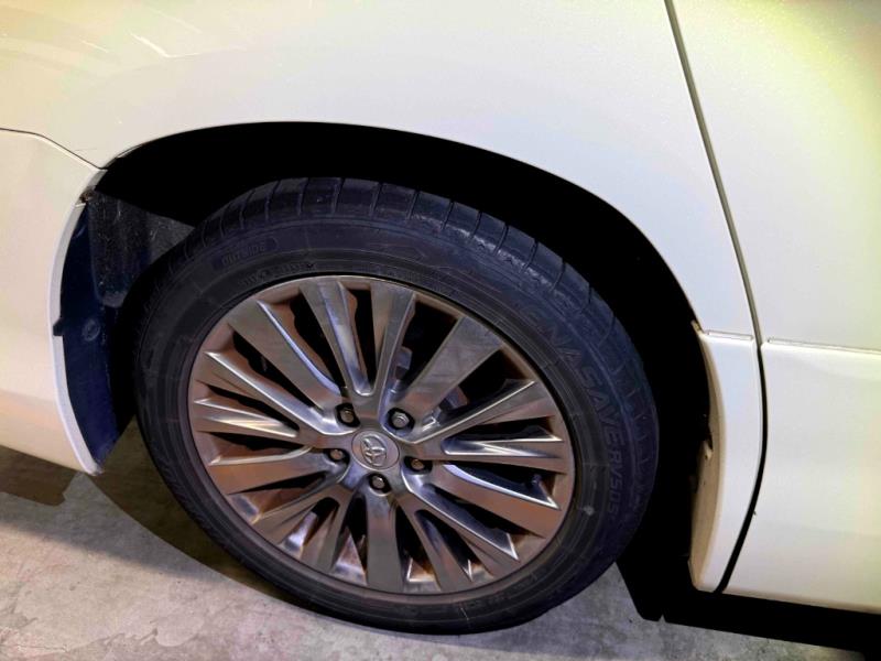 2013 Toyota Alphard / Vellfire 240S