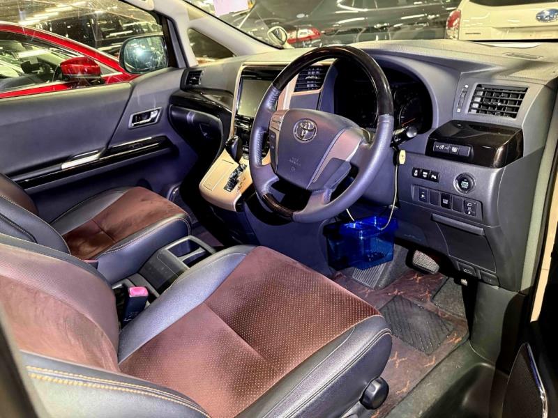 2013 Toyota Alphard / Vellfire 240S
