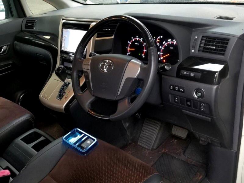 2013 Toyota Alphard / Vellfire 240S