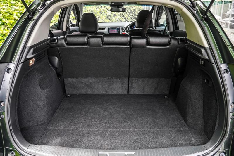 2014 Honda Vezel Z Hybrid / HR-V