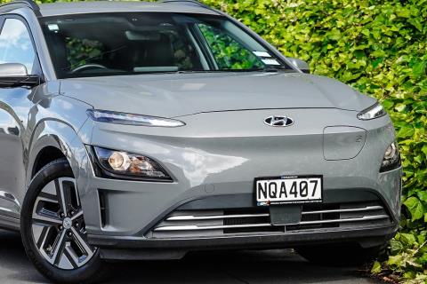 2021 Hyundai Kona EV 64kWh - Thumbnail