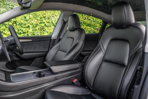 2023 Tesla Model Y RWD 60kWh - Thumbnail