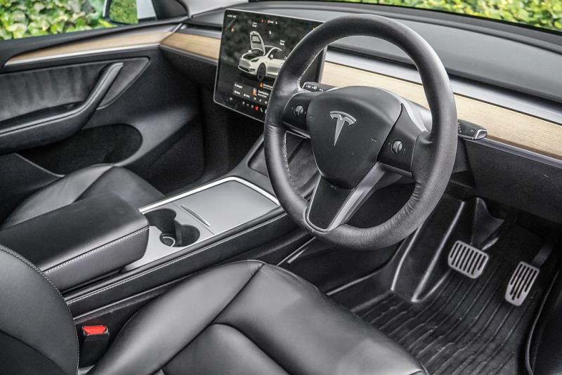 2022 Tesla Model Y RWD