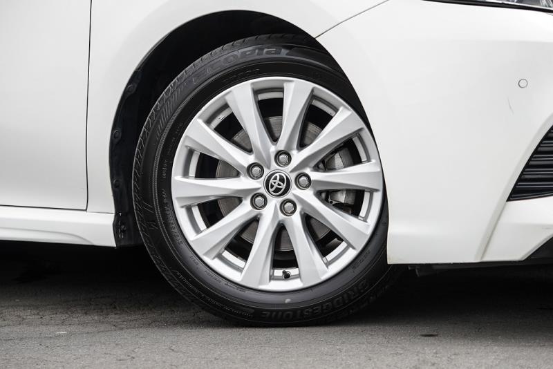 2021 Toyota Camry SX Hybrid