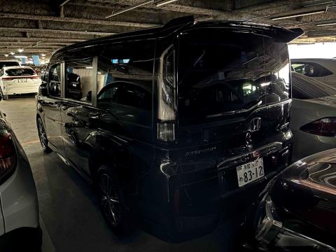 2017 Honda Step Wagon - Thumbnail