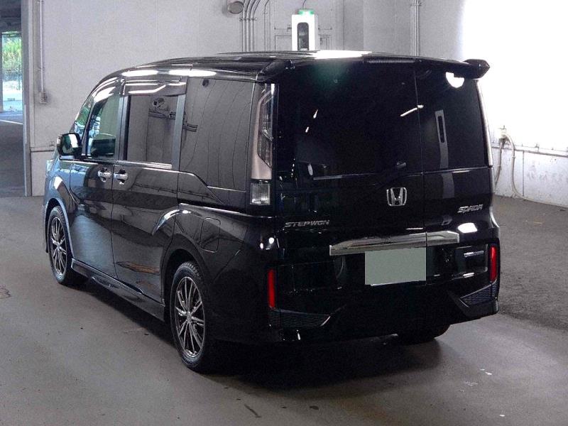 2017 Honda Step Wagon