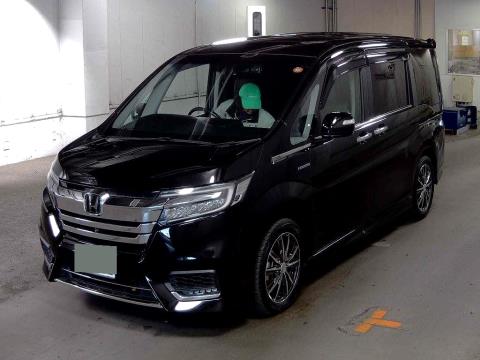 2017 Honda Step Wagon - Thumbnail