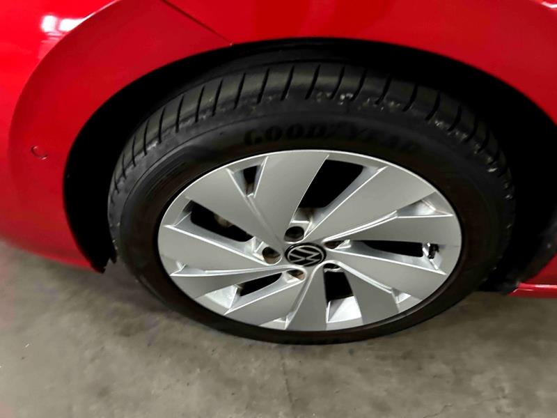 2021 Volkswagen Golf e-TSI Hybrid