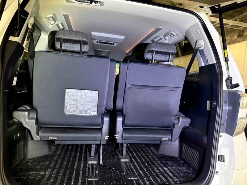 2014 Toyota Vellfire Hybrid / Alphard