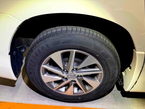 2014 Toyota Vellfire Hybrid / Alphard - Thumbnail