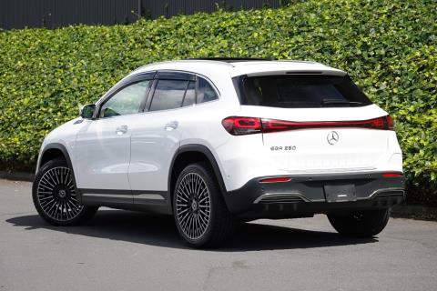 2021 Mercedes Benz EQA 250 AMG Line - Thumbnail