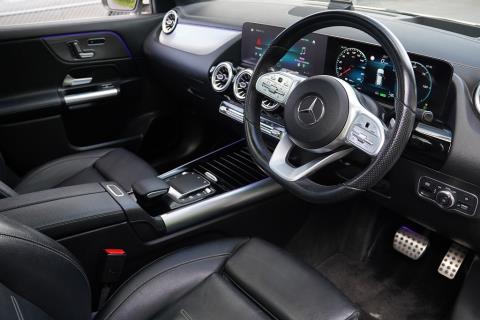 2021 Mercedes Benz EQA 250 AMG Line - Thumbnail