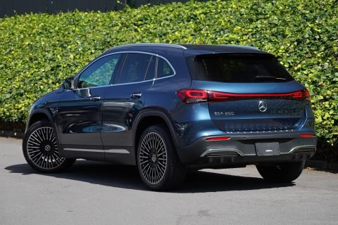 2021 Mercedes Benz EQA 250 AMG Line - Thumbnail