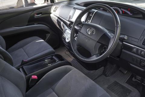 2015 Toyota Estima Aeras - Thumbnail