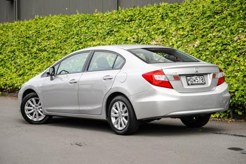 2014 Honda Civic 1.8S Sedan - Thumbnail