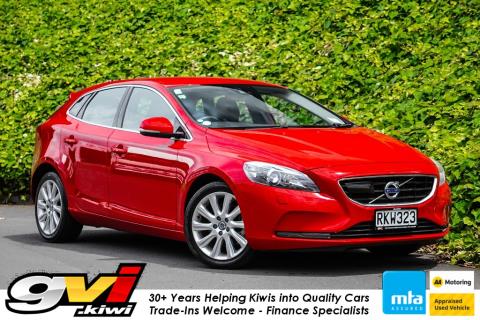 2015 Volvo V40 T4 - Thumbnail