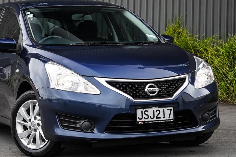 2016 Nissan Pulsar ST Hatchback