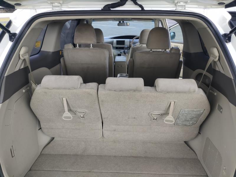 2006 Toyota Estima