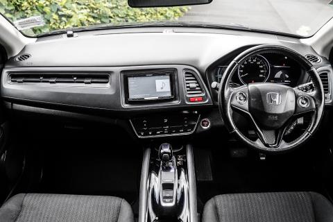 2014 Honda Vezel Hybrid / HR-V - Thumbnail