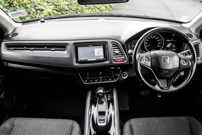 2014 Honda Vezel Hybrid / HR-V