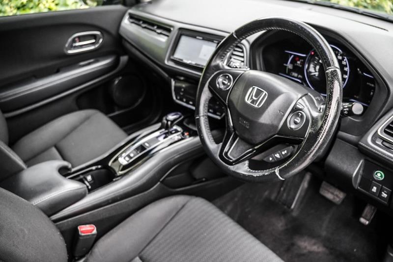 2014 Honda Vezel Hybrid / HR-V