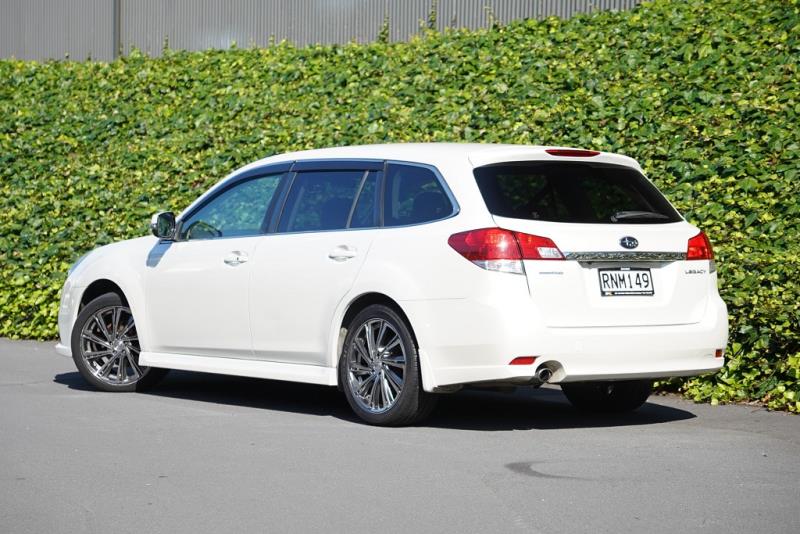 2013 Subaru Legacy 2.5i 4WD