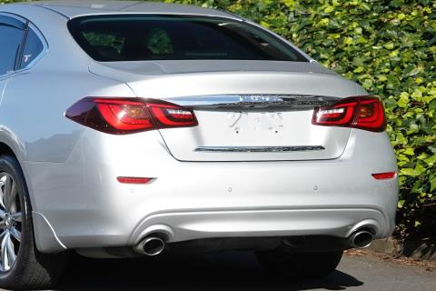 2015 Nissan Fuga Hybrid / Skyline - Thumbnail