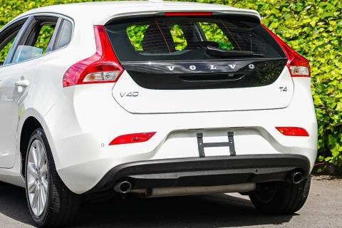 2015 Volvo V40 T4 Hatchback - Thumbnail
