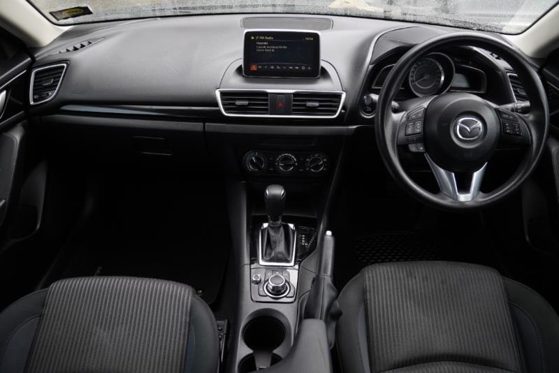 2016 Mazda 3 GLX / Axela Sport