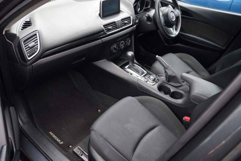 2016 Mazda 3 GLX / Axela Sport