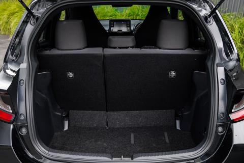 2021 Toyota Yaris Hybrid / Vitz - Thumbnail