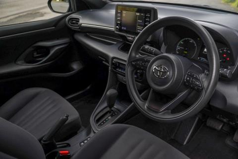 2021 Toyota Yaris Hybrid / Vitz - Thumbnail