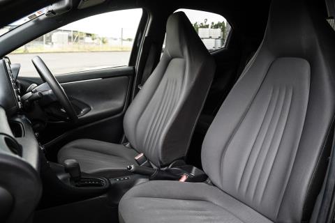 2021 Toyota Yaris Hybrid - Thumbnail