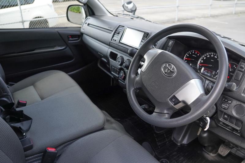 2020 Toyota Hiace / Regius Ace