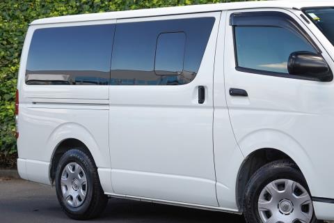 2020 Toyota Hiace / Regius Ace - Thumbnail