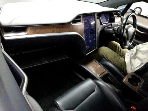 2019 Tesla Model X 100D 4WD - Thumbnail