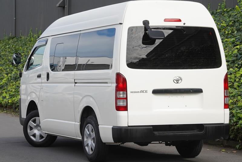 2019 Toyota Hiace ZL High Roof