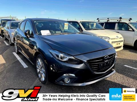2014 Mazda Axela 20S Sport Hatch