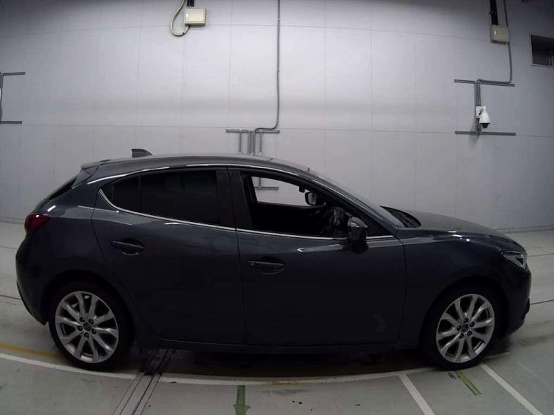 2014 Mazda Axela 20S Sport Hatch