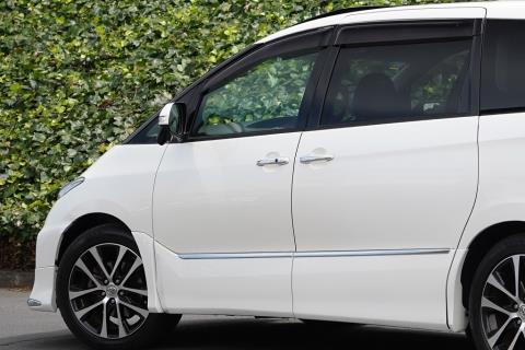 2015 Toyota Estima Aeras Premium - Thumbnail