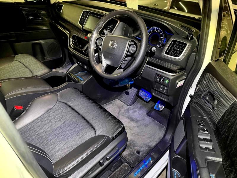 2016 Honda Odyssey Hybrid Absolute