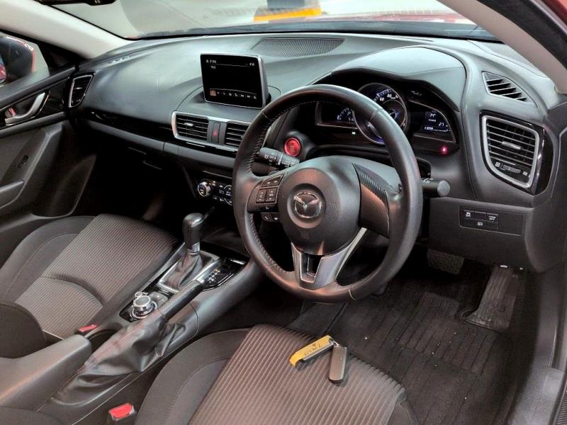 2014 Mazda Axela 20S Hatchback