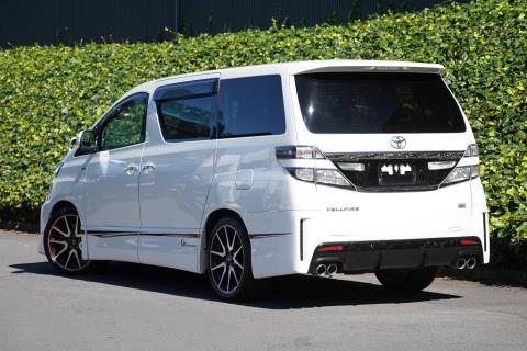 2013 Toyota Vellfire G's / Alphard - Thumbnail