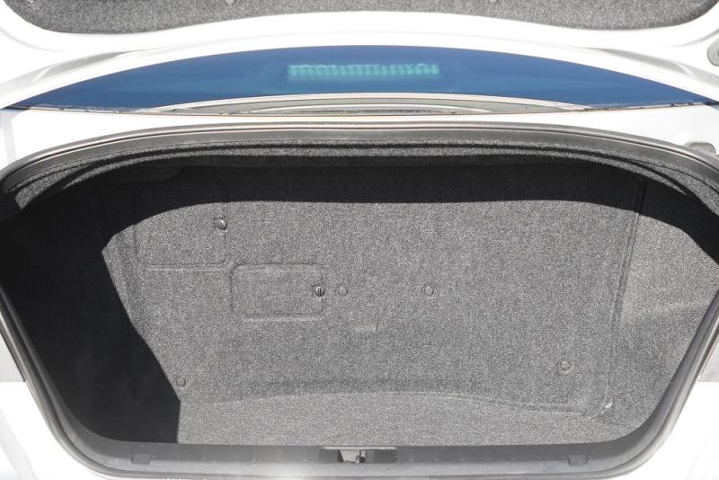 2018 Nissan Fuga Hybrid / Skyline