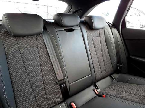 2017 Audi A4 2.0tfsi Quattro Avant - Thumbnail