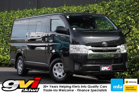 2020 Toyota Hiace GL 5 Door - Thumbnail